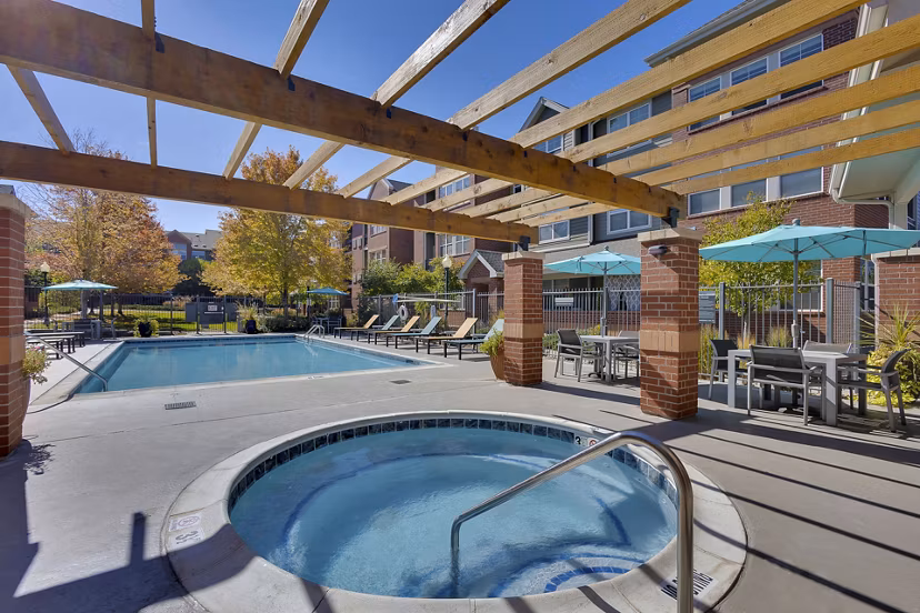 pool at Avia Lowry Apartments