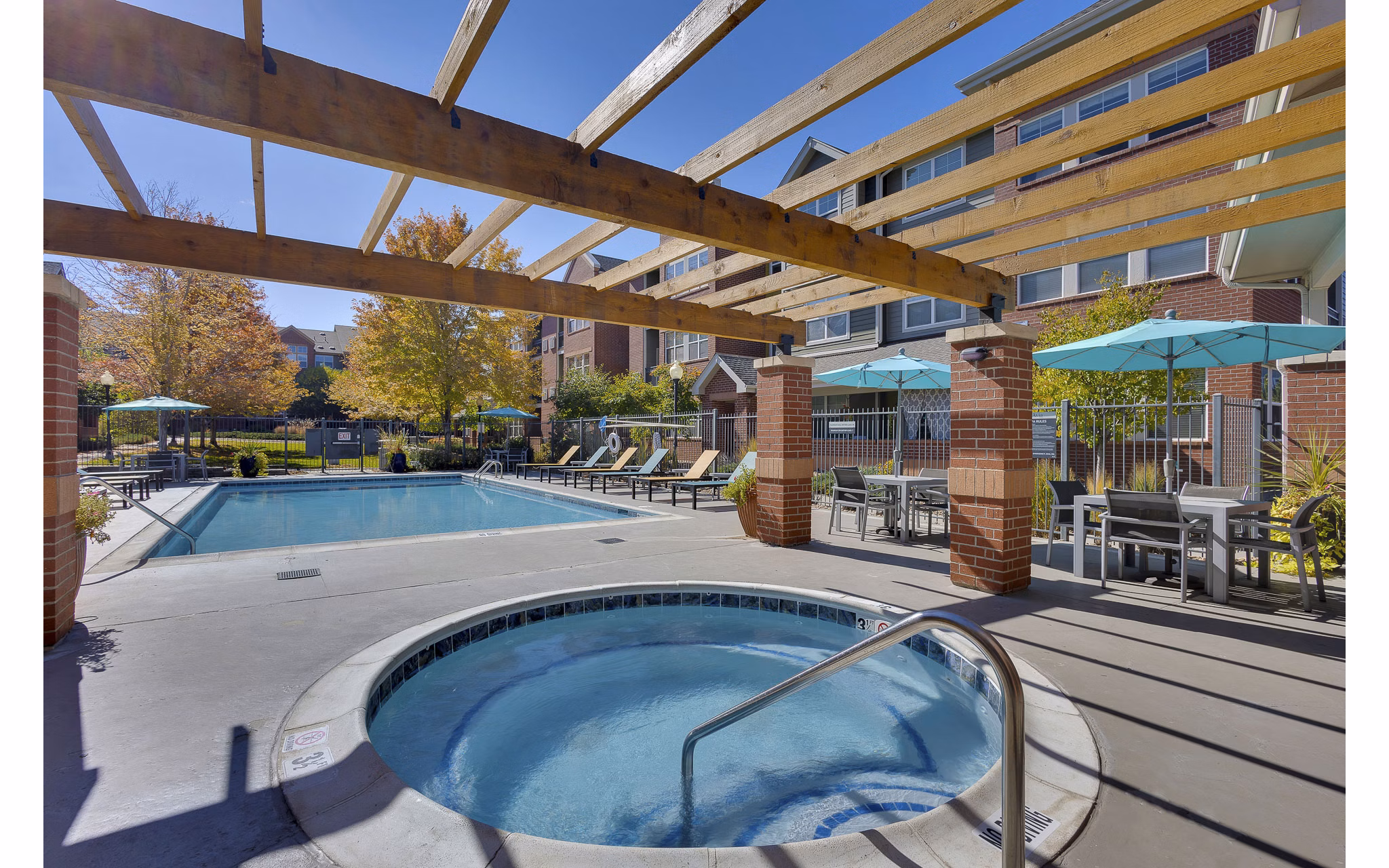 pool at Avia Lowry Apartments