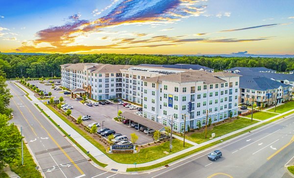 Overture Chapel Hill: Elegant senior living apartments in Chapel Hill