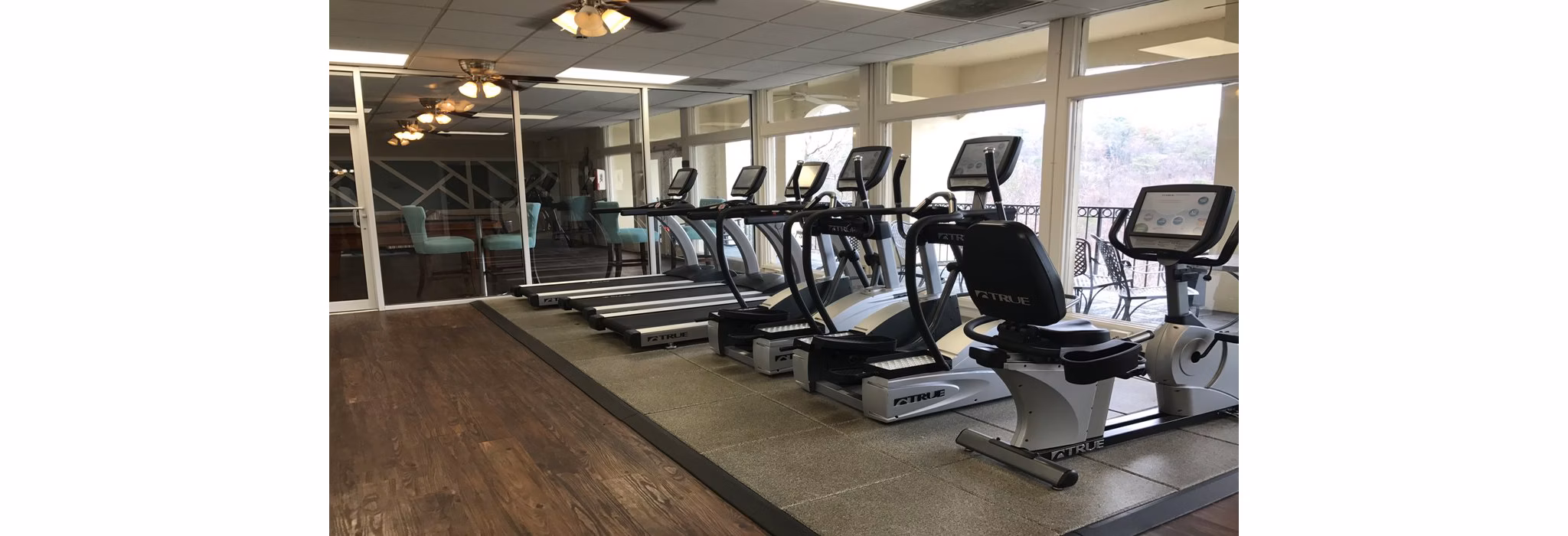 State-of-the-art fitness center at Avana Cumberland Apartments with modern equipment
