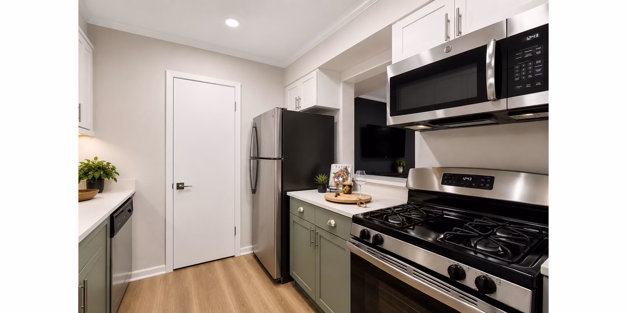 kitchen at Avana Cumberland Apartments 