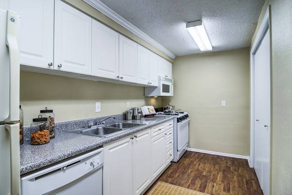 kitchen at Avana Cumberland Apartments