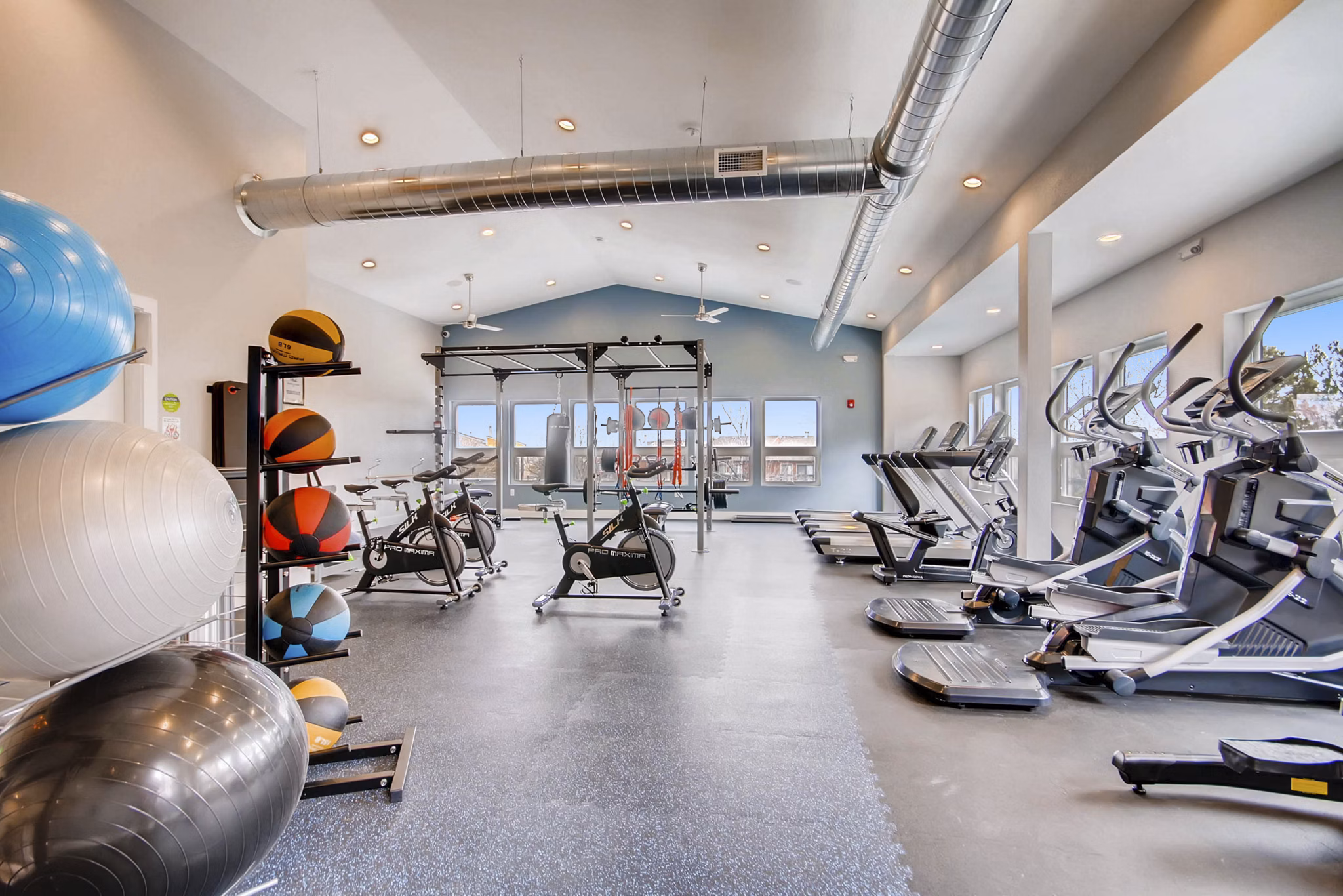 Fitness center with state-of-the-art equipment at Tuscan Heights Apartments