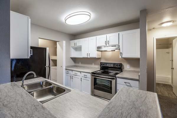 kitchen at Huntington Park Apartments