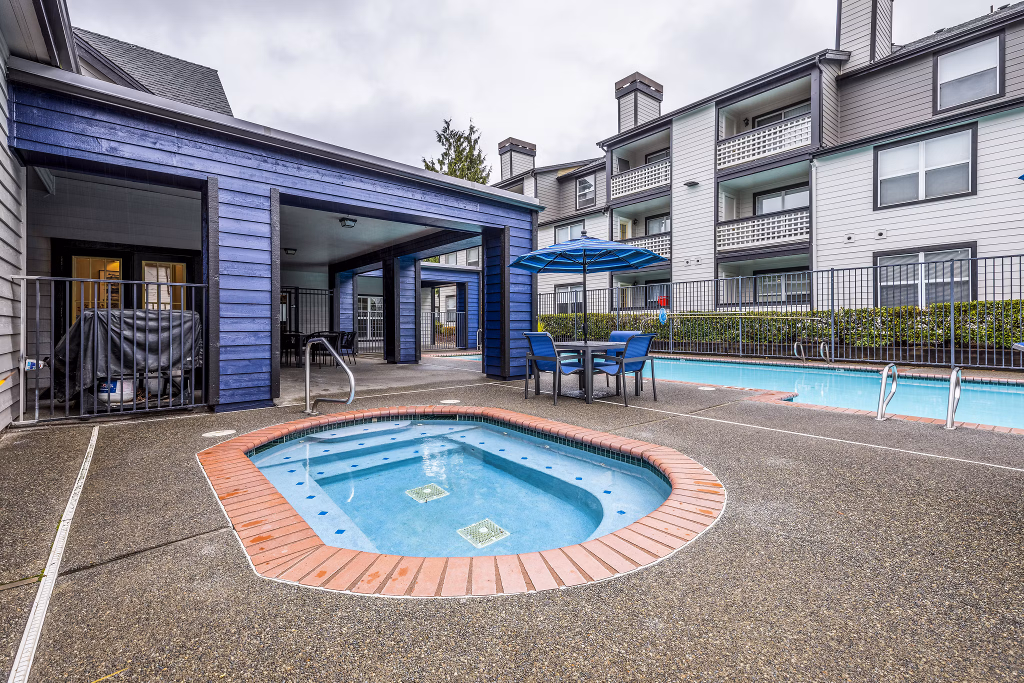 Luxurious hot tub amenity at Huntington Park Apartments Indulge in relaxation with premium features in this exquisite community
