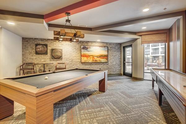 game room at Gateway 505 Apartments
