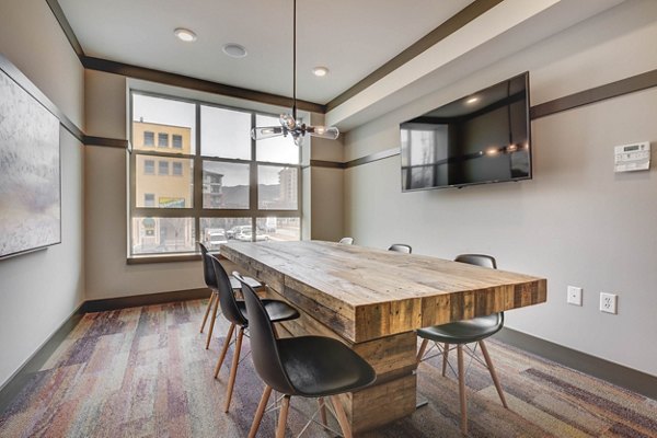 meeting facility at Gateway 505 Apartments