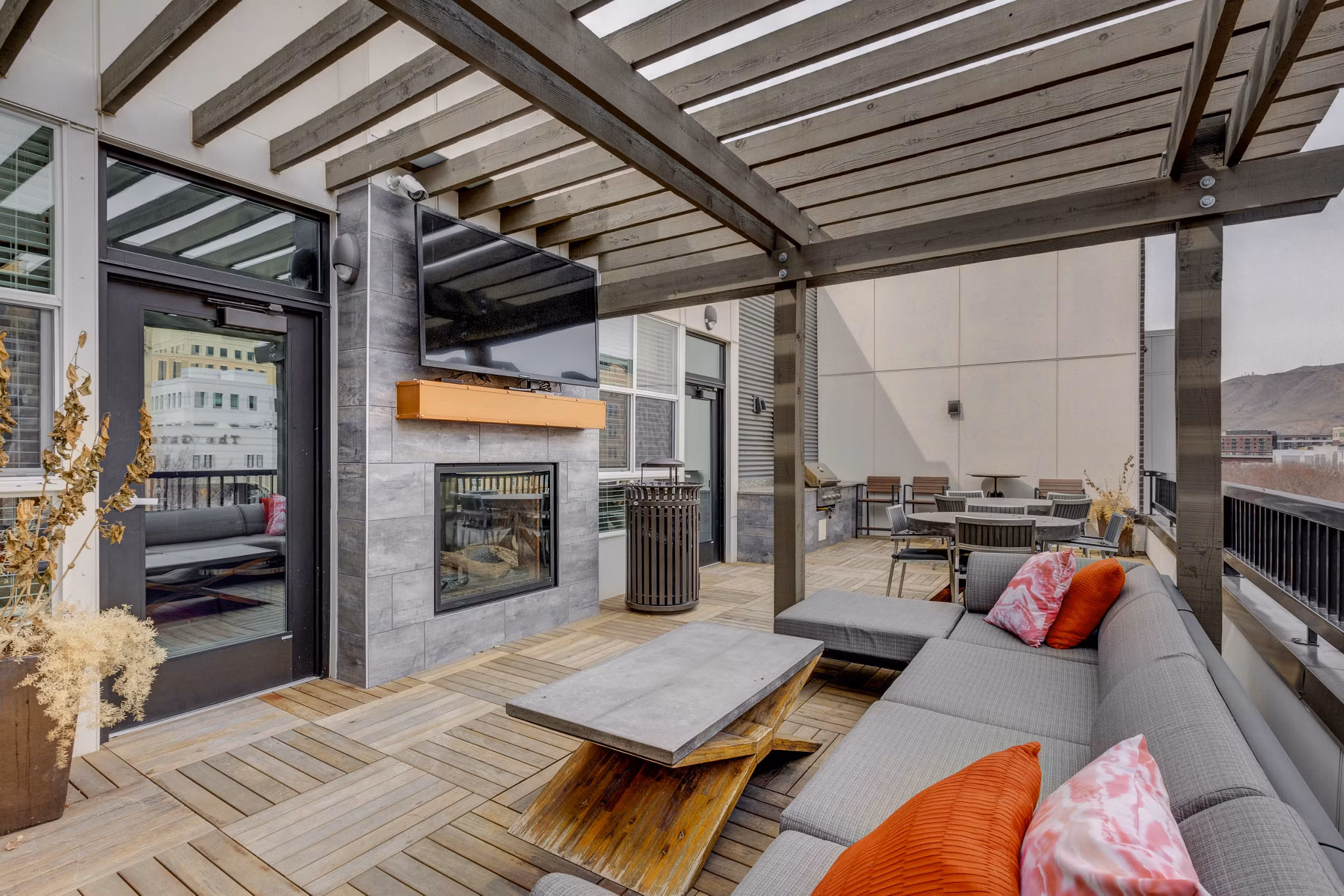 Property images of Gateway 505