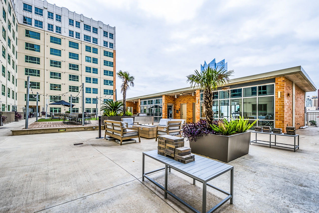 Pool at Inspire Downtown (4 of 5)