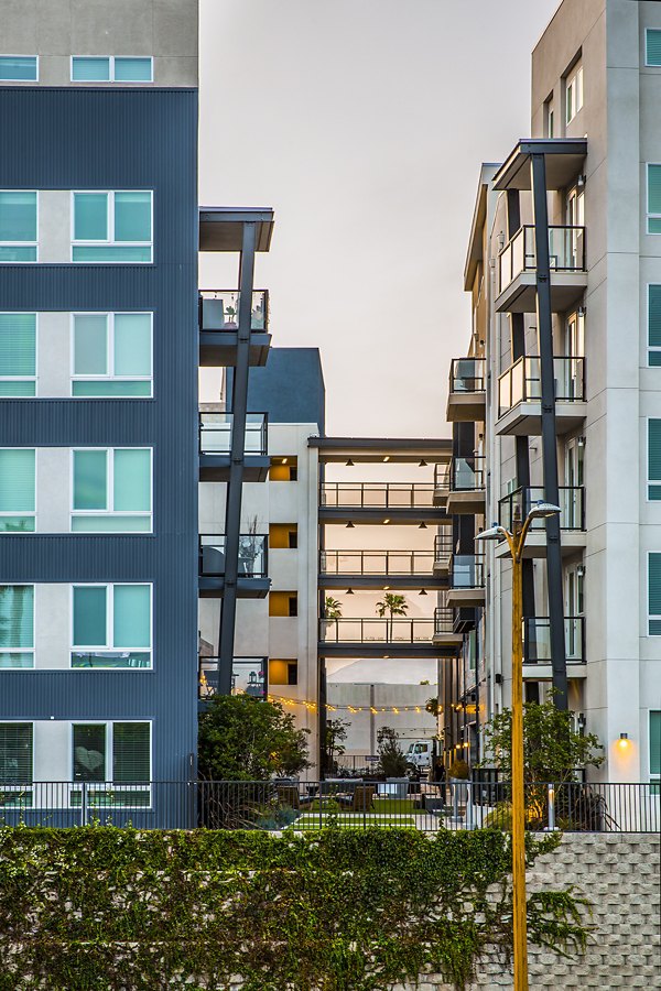 exterior at The Griffith Apartments