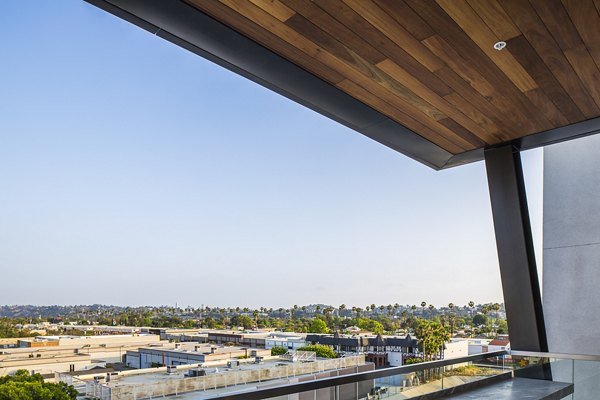 patio/balcony at The Griffith Apartments