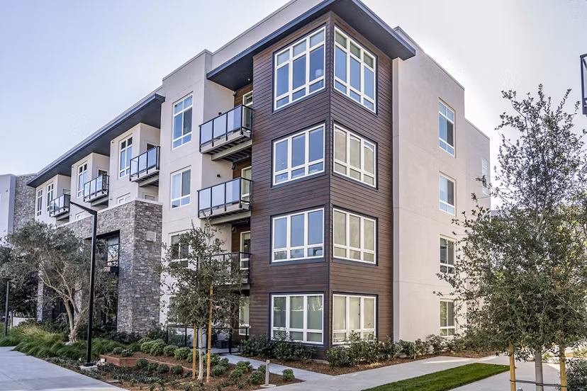 The Asher Apartments: Contemporary mid-rise luxury apartments in central location