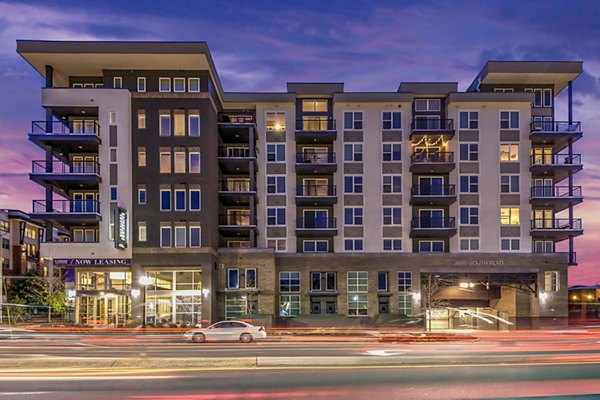 exterior at Bainbridge South End Apartments