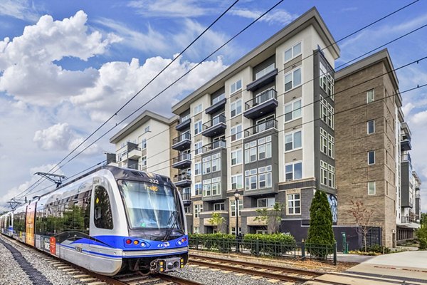 Bainbridge South End Apartments: Scenic view from luxurious rooftop deck