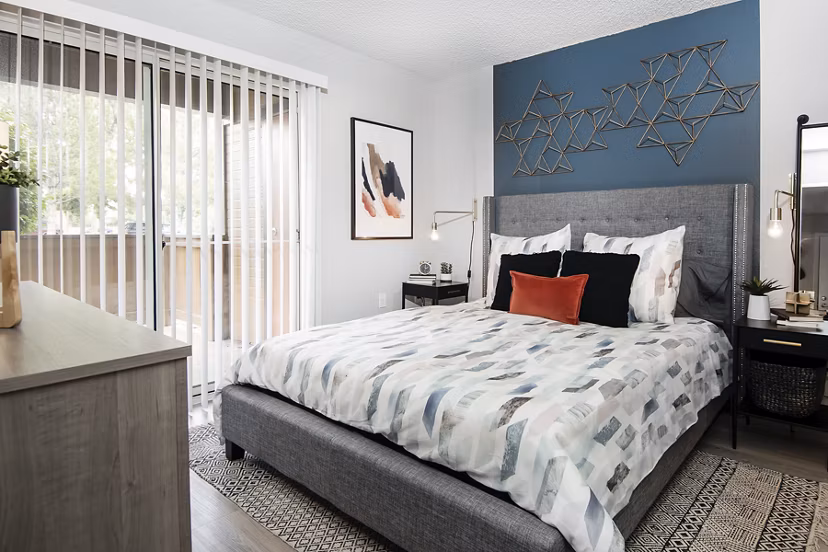 bedroom at Park at Canyon Ridge Apartments 