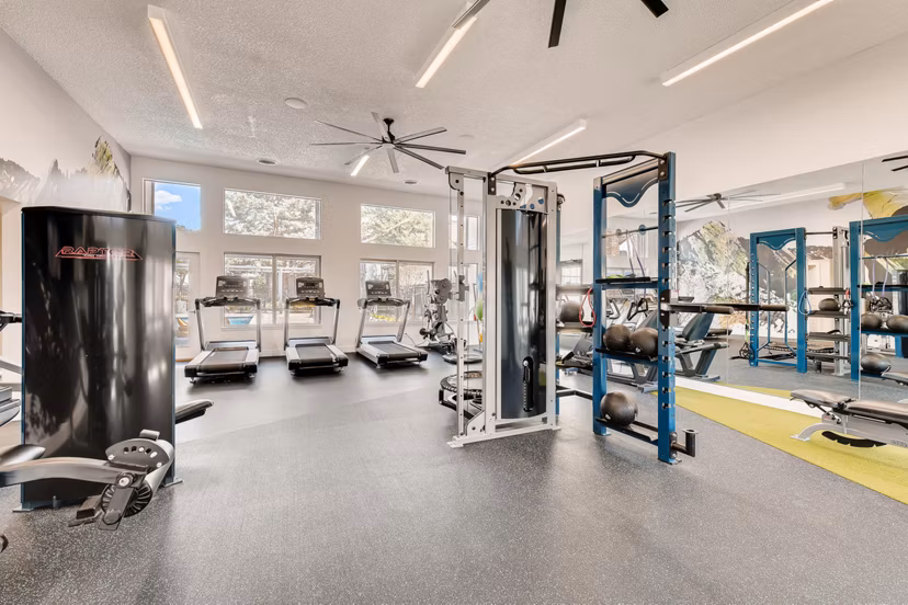 fitness center at Park at Canyon Ridge Apartments 