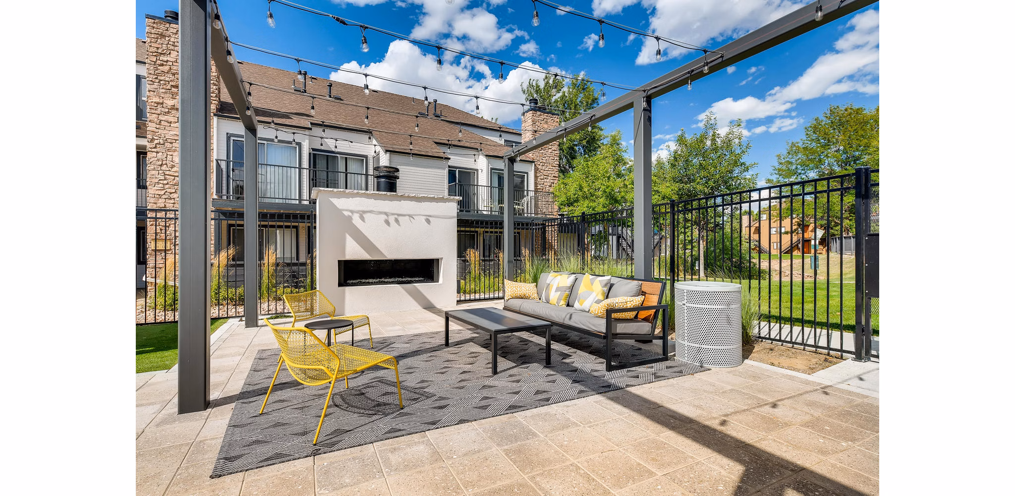grill area at Park at Canyon Ridge Apartments 