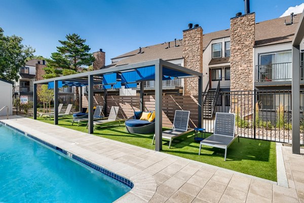 pool at Park at Canyon Ridge Apartments