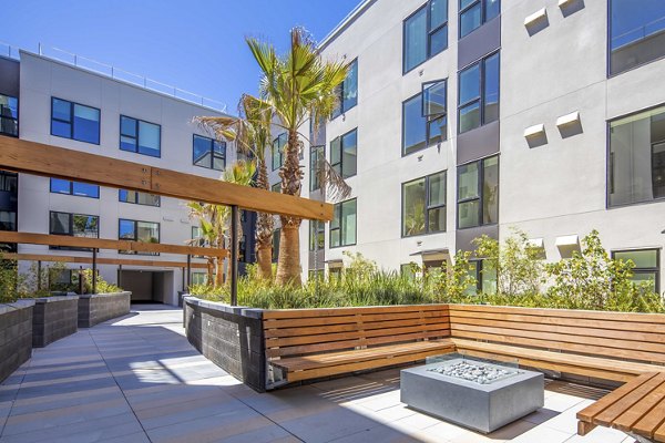 fire pit/patio at Jones Berkeley Apartments