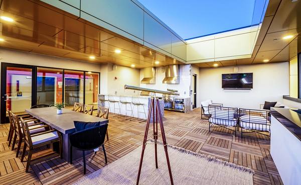 patio/balcony at Quattro Apartments