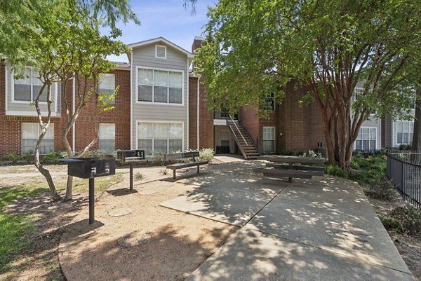 sport court at Townlake of Coppell Apartments