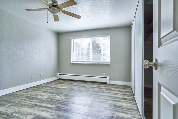 bedroom at Cambridge Place Apartments