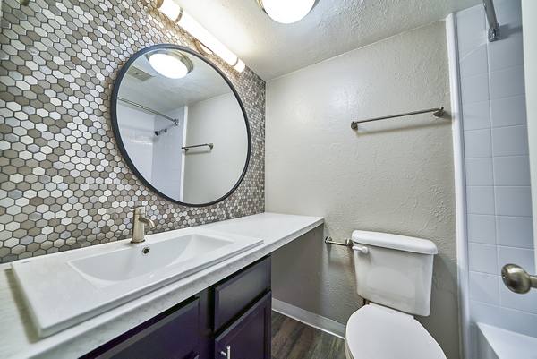 bathroom at Cambridge Place Apartments