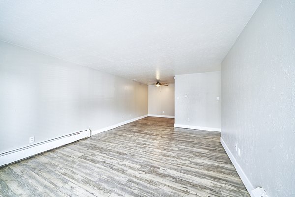 living room at Cambridge Place Apartments