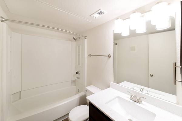bathroom at Copper Ridge Apartments