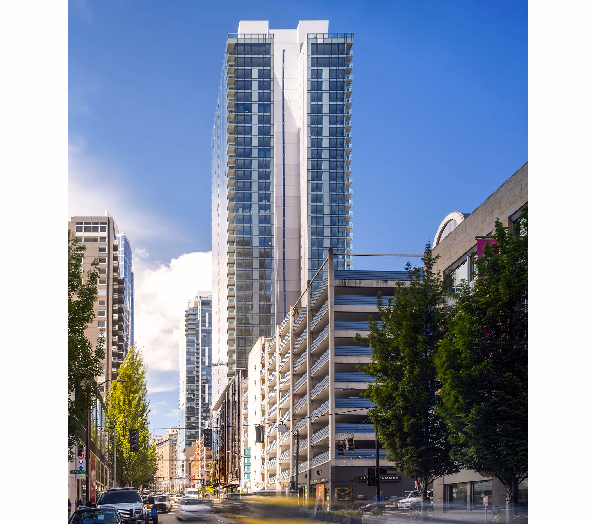 West Edge Apartments: Stylish of luxury apartments in downtown location