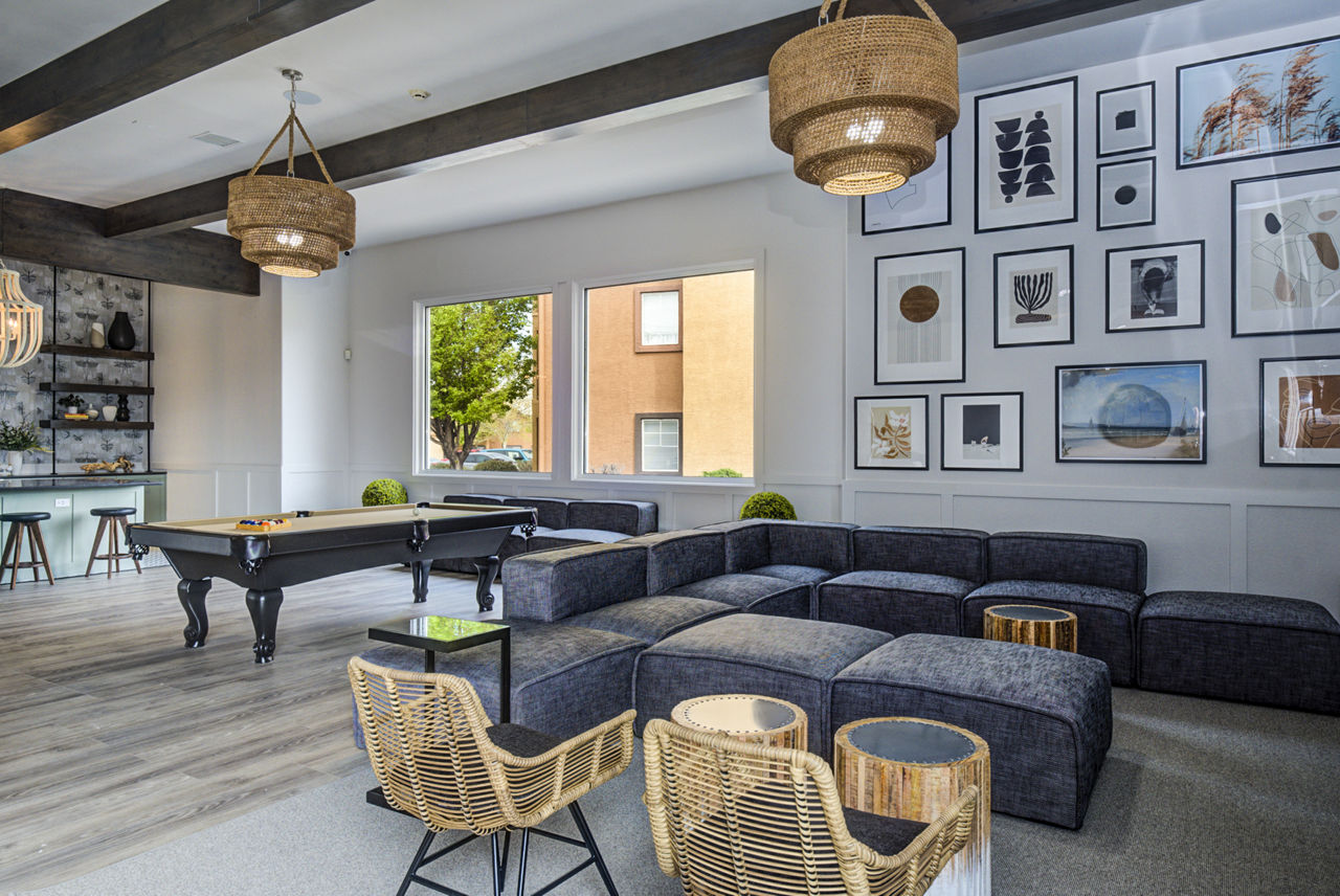 Game room at Lumen Apartments (7 of 8)