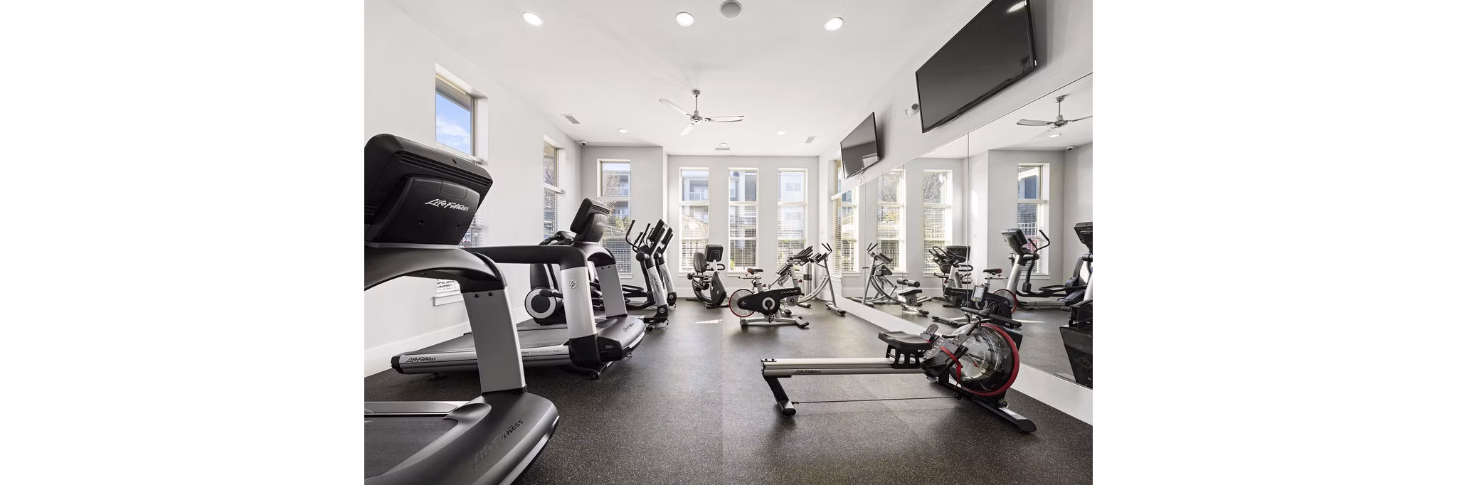 fitness center at Legacy Lake Norman Apartments