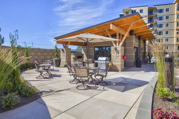 grill area at The Pacifica Apartments