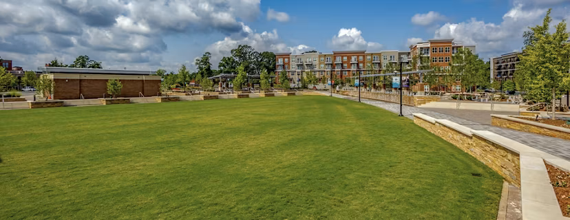 Aston City Springs: Vibrant neighborhood view from luxury apartments in bustling downtown area