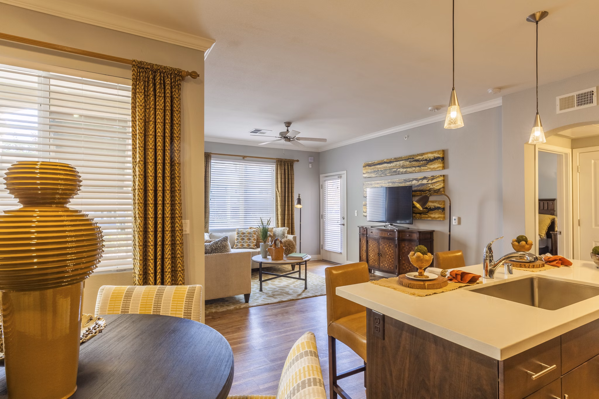 Elegant dining area with modern fixtures in SkyStone Apartments