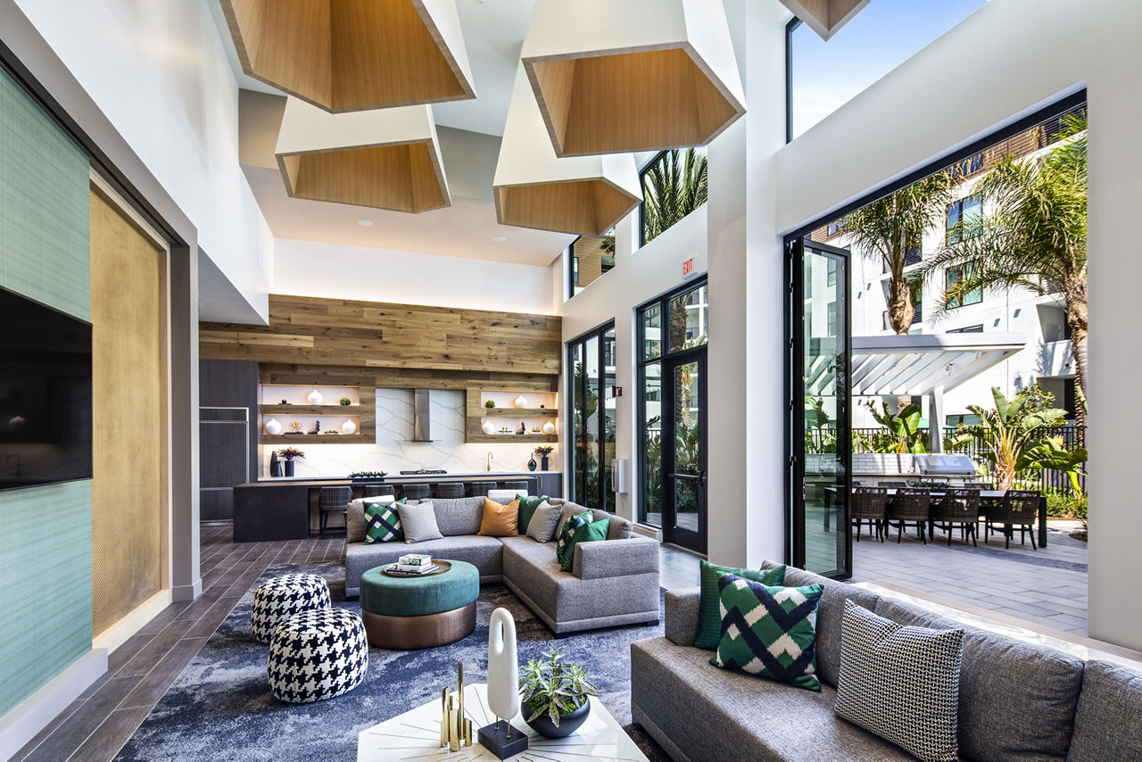 Savoy is a similar property to Villa Del Sol located in Sunnyvale