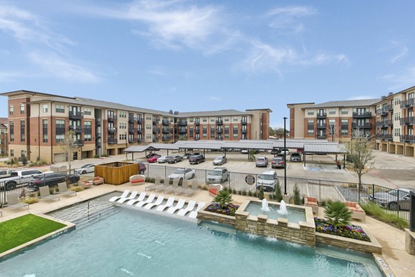 pool at Eastbank Riverwalk Apartments