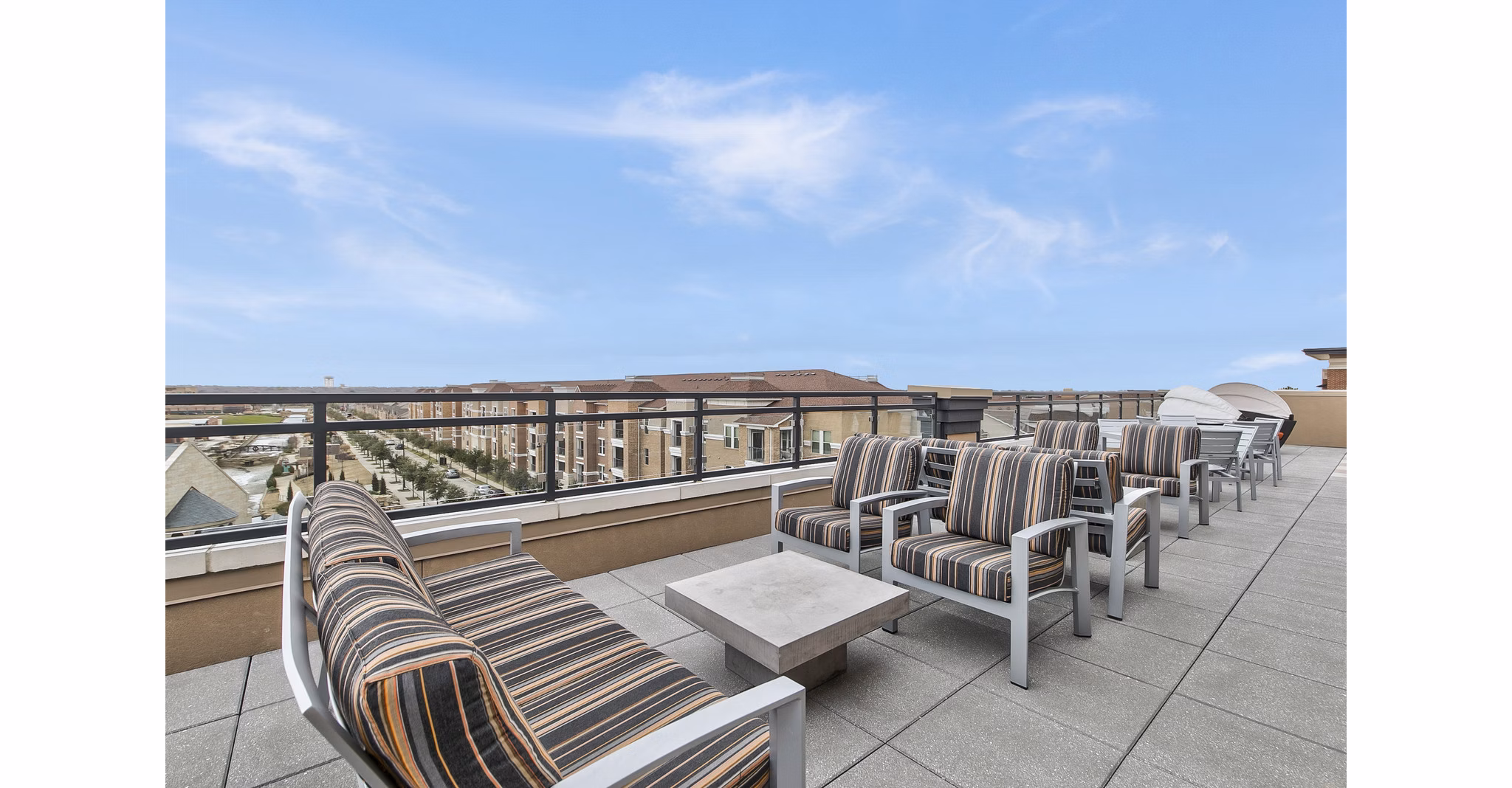 Rooftop deck with city views at Eastbank Riverwalk Apartments, luxury homes near downtown