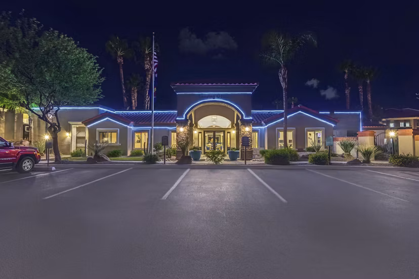 Springs at Continental Ranch: Elegant of luxury apartments in Tucson
