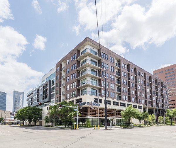 exterior at Eighteen25 Downtown Apartments