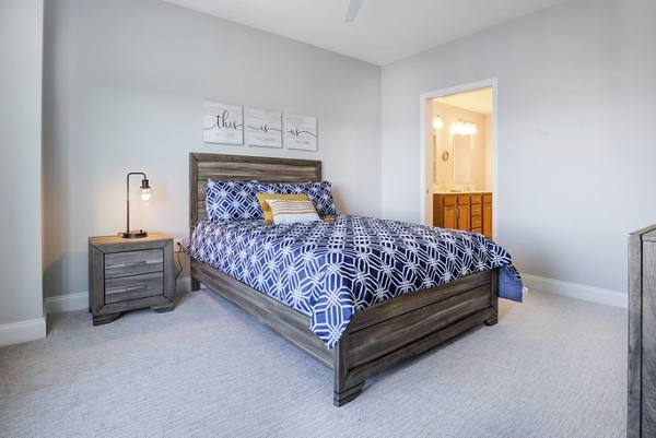 bedroom at Overlook at River Place Apartments