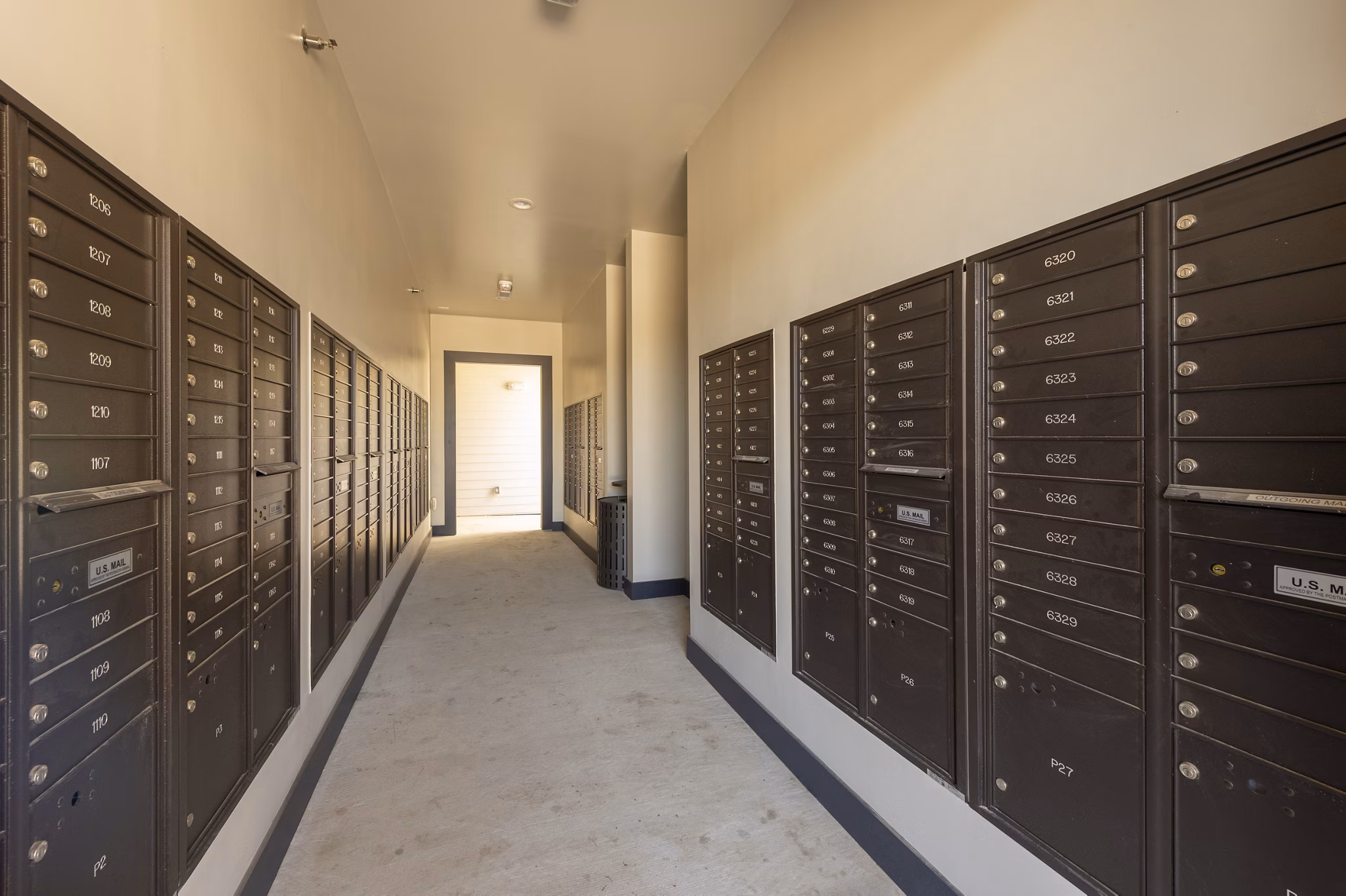 clubhouse at 22Hundred Apartments