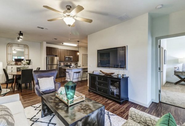 living room at Venetian Isle Apartments