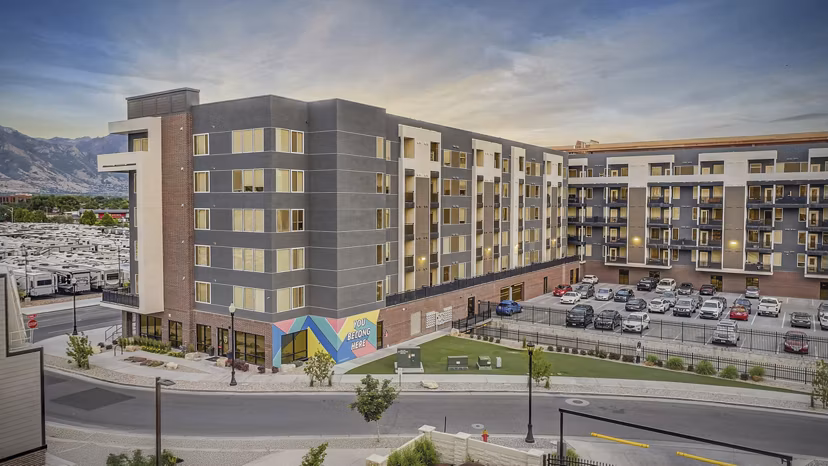 exterior at Metro at Fireclay Apartments 