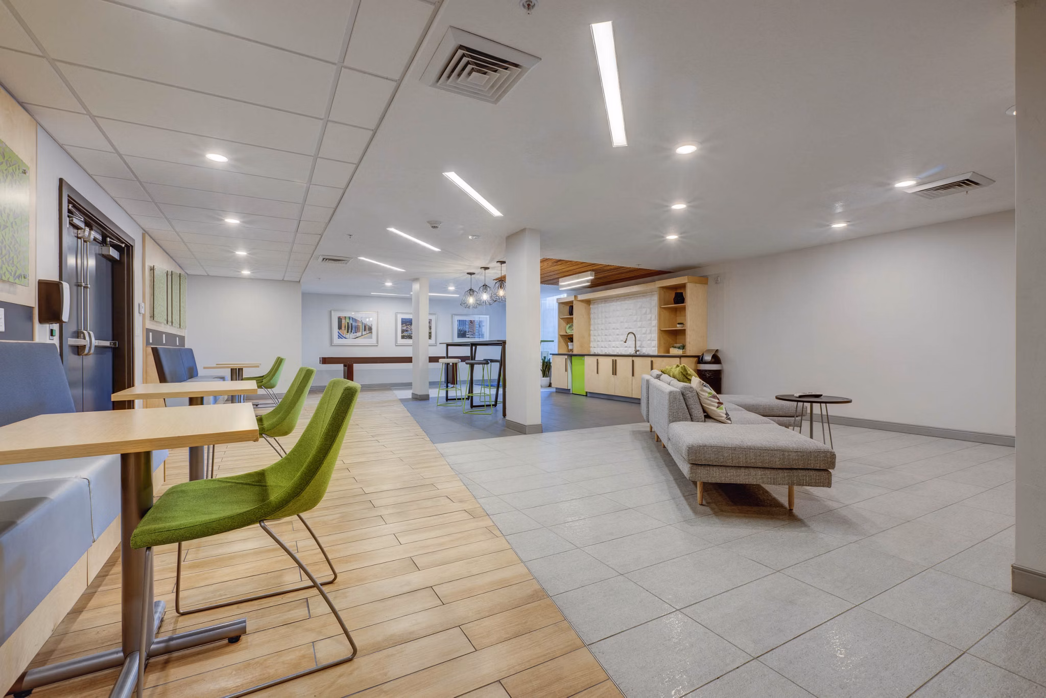 clubhouse at Metro at Fireclay Retail Apartments