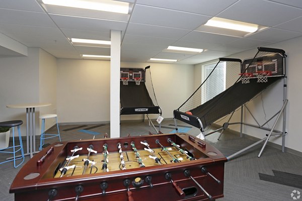 game room at Metro at Fireclay Apartments