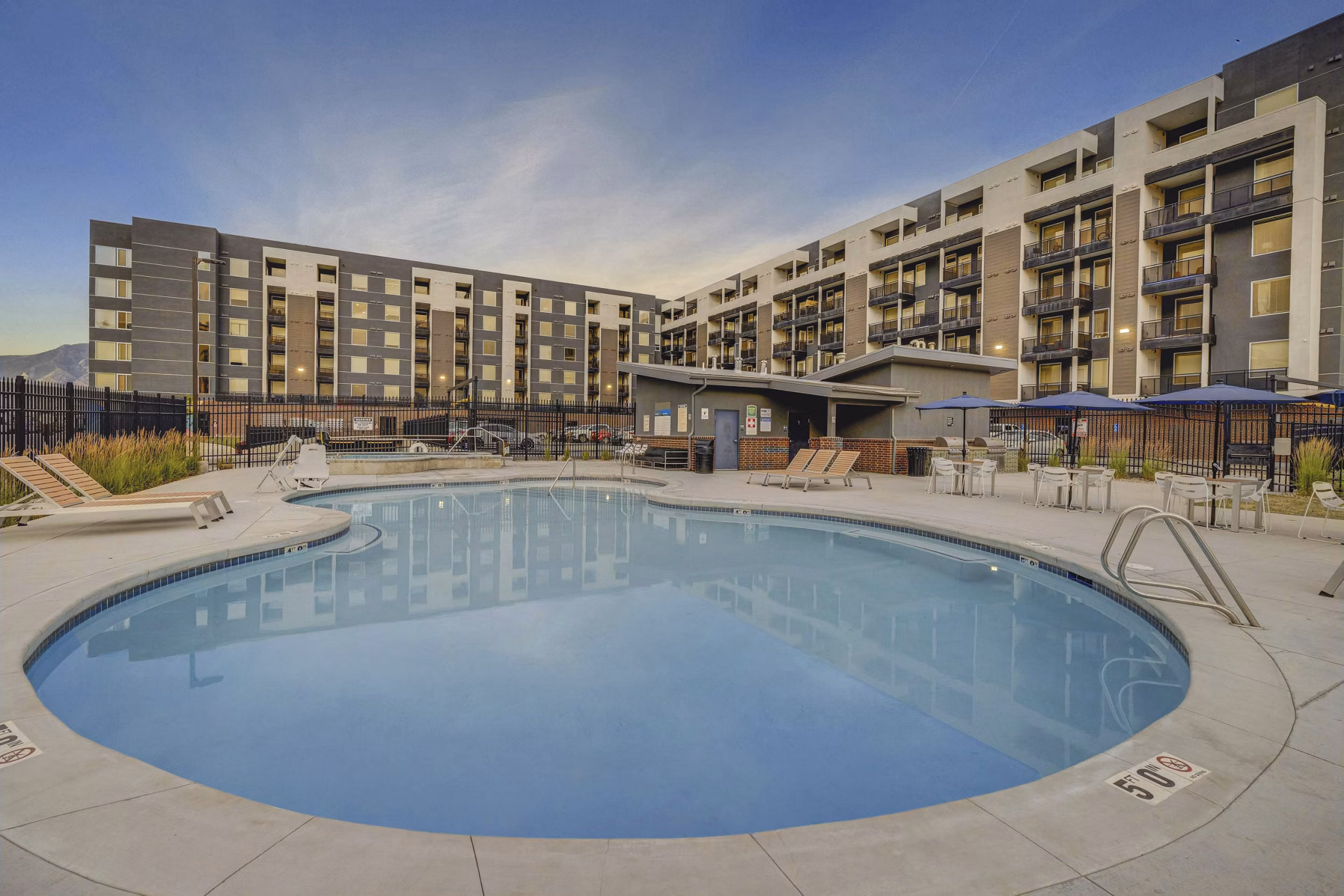 pool at Metro at Fireclay Apartments 