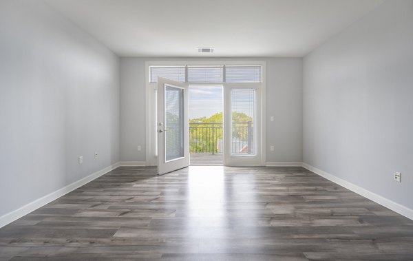 living room at Arlington 360 Apartments