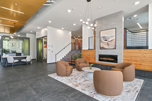 clubhouse/lobby at Slate Apartments