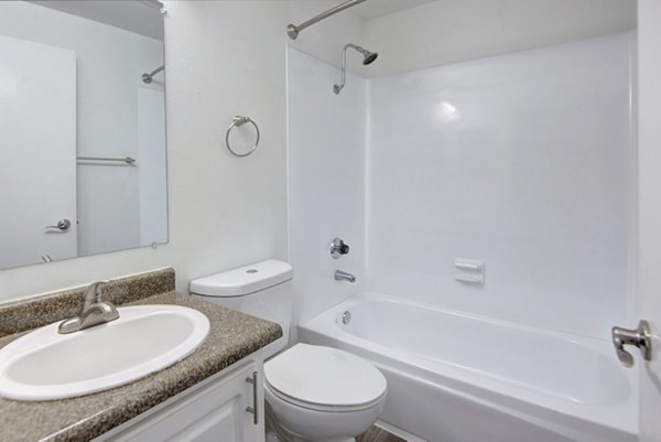bathroom at Miro Apartments